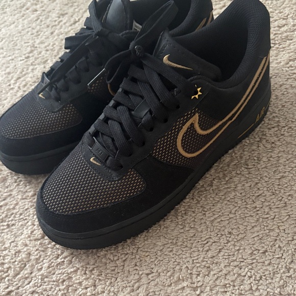 Nike Shoes - Nike Men's Sneakers in Black and Gold